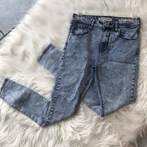 Bullhead High Rise Acid Wash Jeans Jeggings